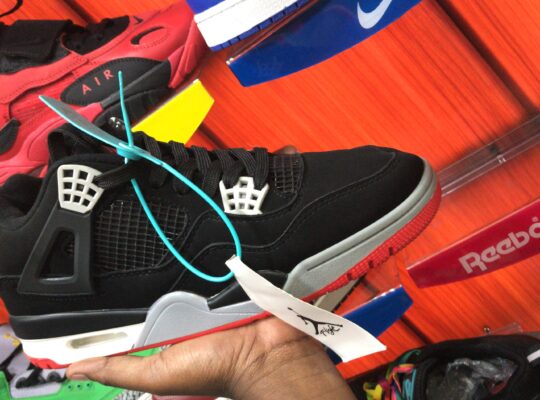 Les chaussures de marques