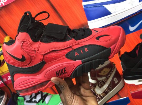 Les chaussures de marques