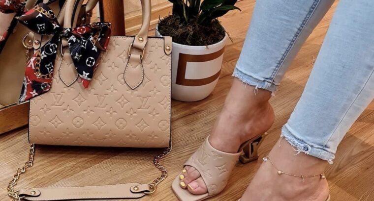 Souliers et sacs à mains Turquie disponible