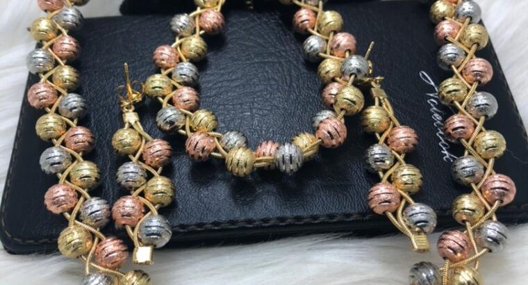 Colliers guarantie et bijoux