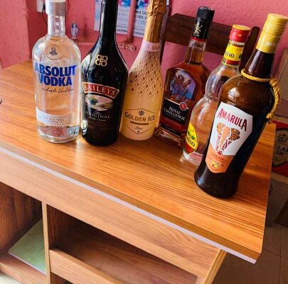 vins et liqueurs originaux